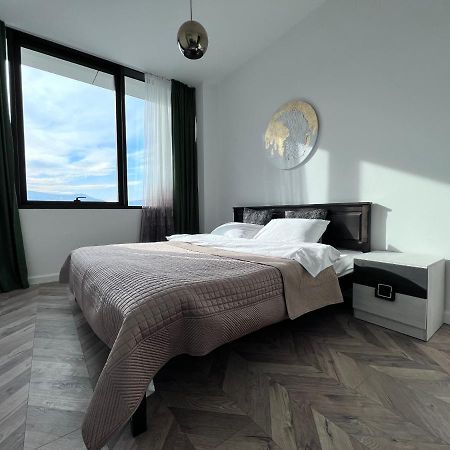 Apartment In Axis Towers, Tbilisi Business Center المظهر الخارجي الصورة