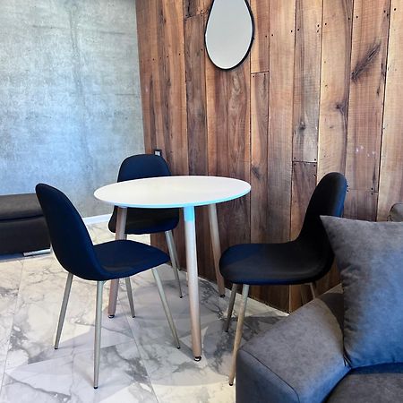 Apartment In Axis Towers, Tbilisi Business Center المظهر الخارجي الصورة