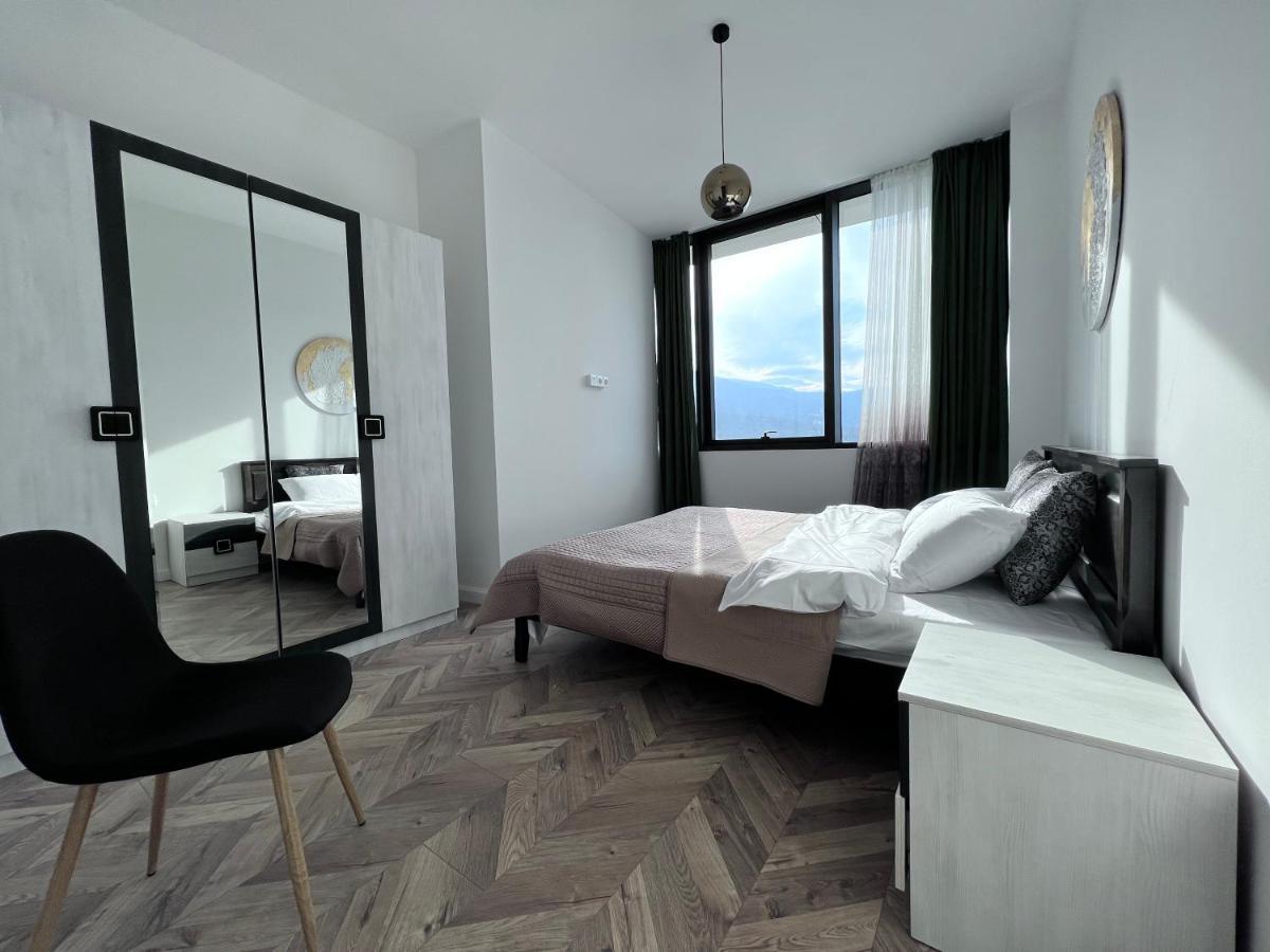 Apartment In Axis Towers, Tbilisi Business Center المظهر الخارجي الصورة