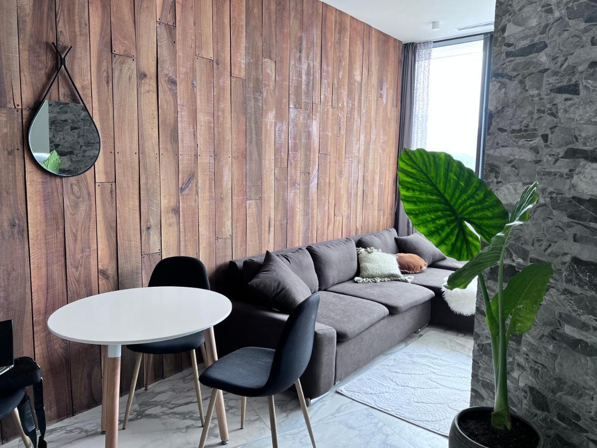 Apartment In Axis Towers, Tbilisi Business Center المظهر الخارجي الصورة